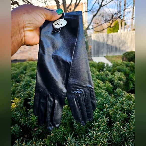 New VTG Avon Double Woven 100% Nylon Leather Look Statement Gloves. M Fit - Picture 1 of 15